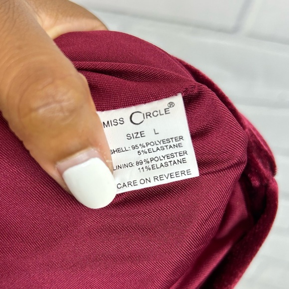 Miss Circle Irisa Burgundy Draping Off Shoulder Corset Dress size Large - Picture 10 of 12